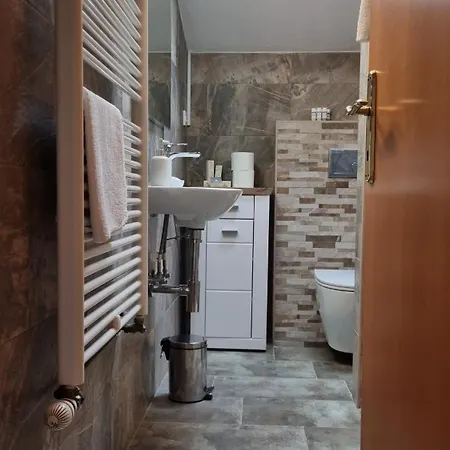 Apartma Katy ウマグ