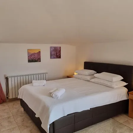 Apartma Katy Apartament *